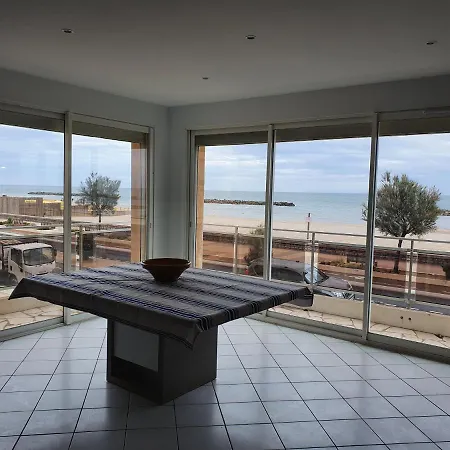 Apartment T4 Front De Mer Plage Valras-Plage